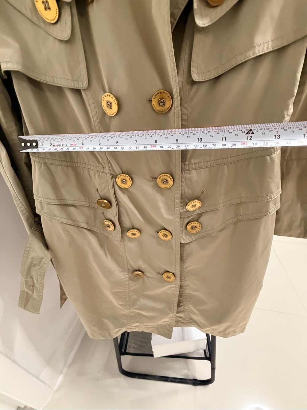 Burberry Beige Trench Coat with Belt - Picture 12 of 16